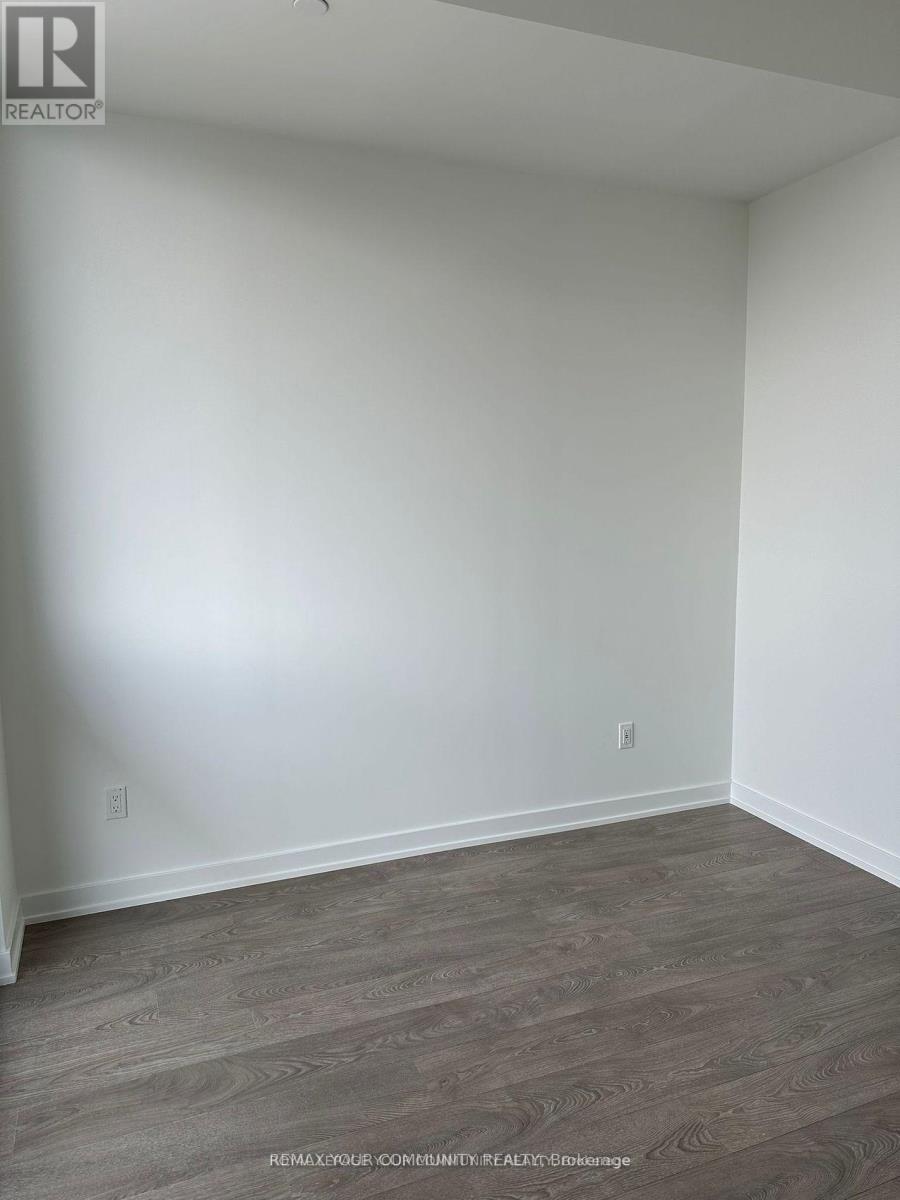 2104 - 28 Ann Street, Mississauga, Ontario  L5G 3G1 - Photo 9 - W13412088