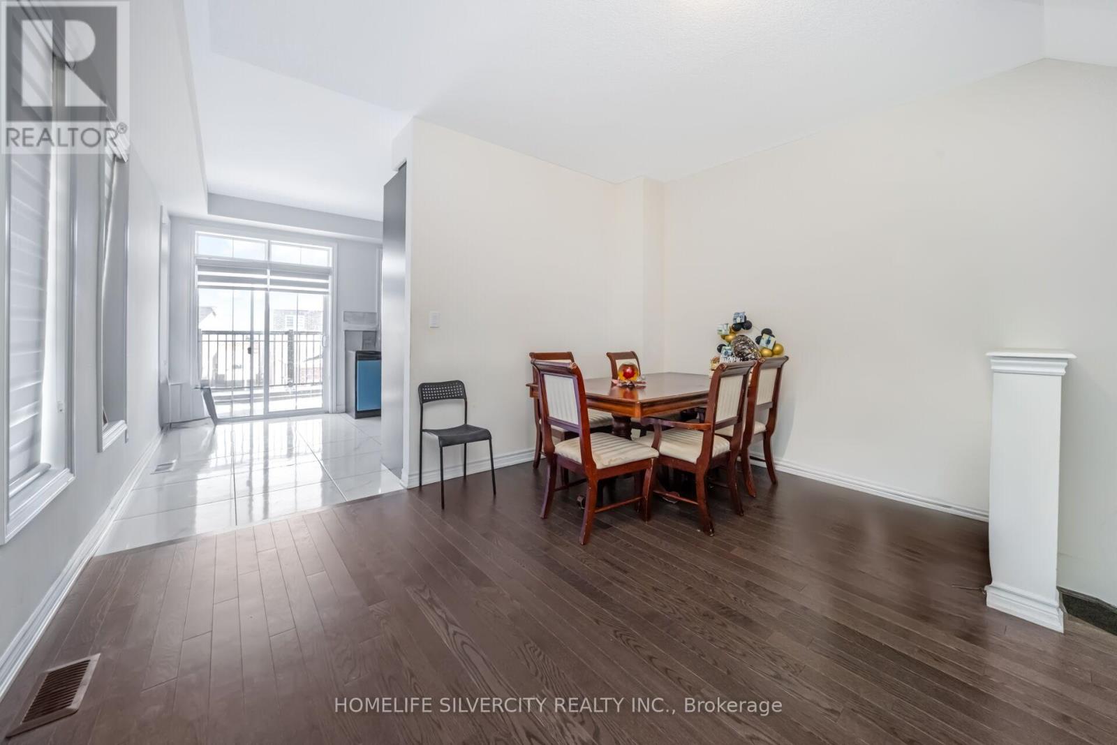 357 Inspire Boulevard, Brampton, Ontario  L6R 4E4 - Photo 15 - W13412090