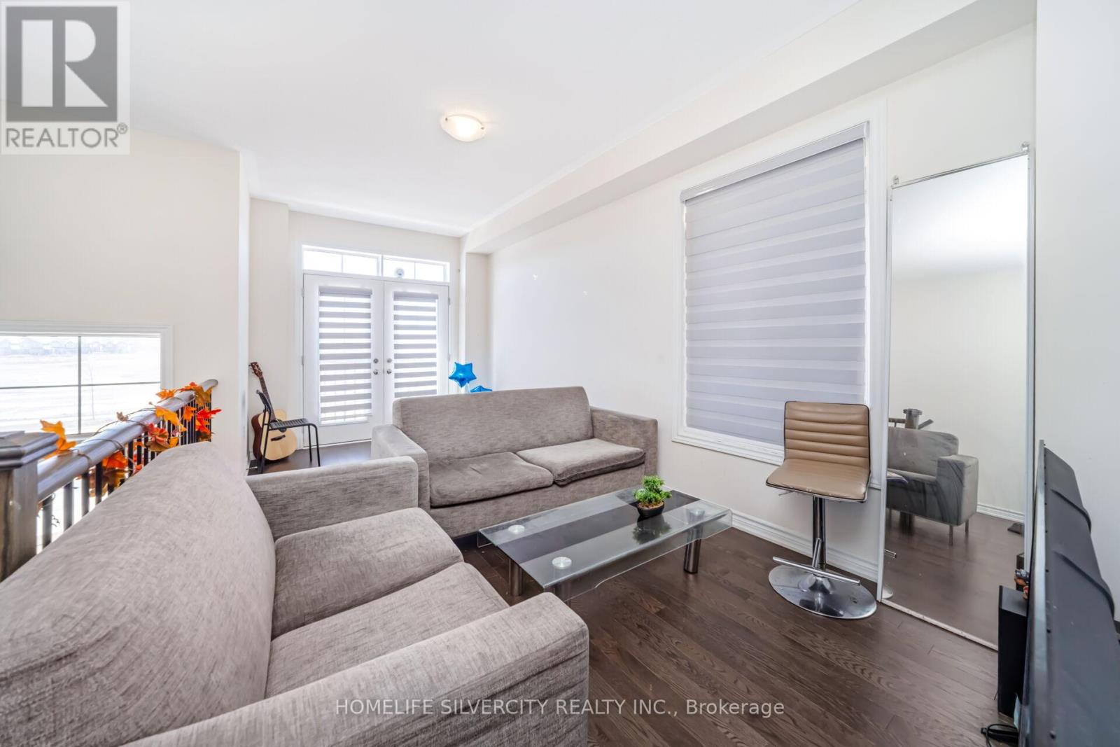 357 Inspire Boulevard, Brampton, Ontario  L6R 4E4 - Photo 5 - W13412090