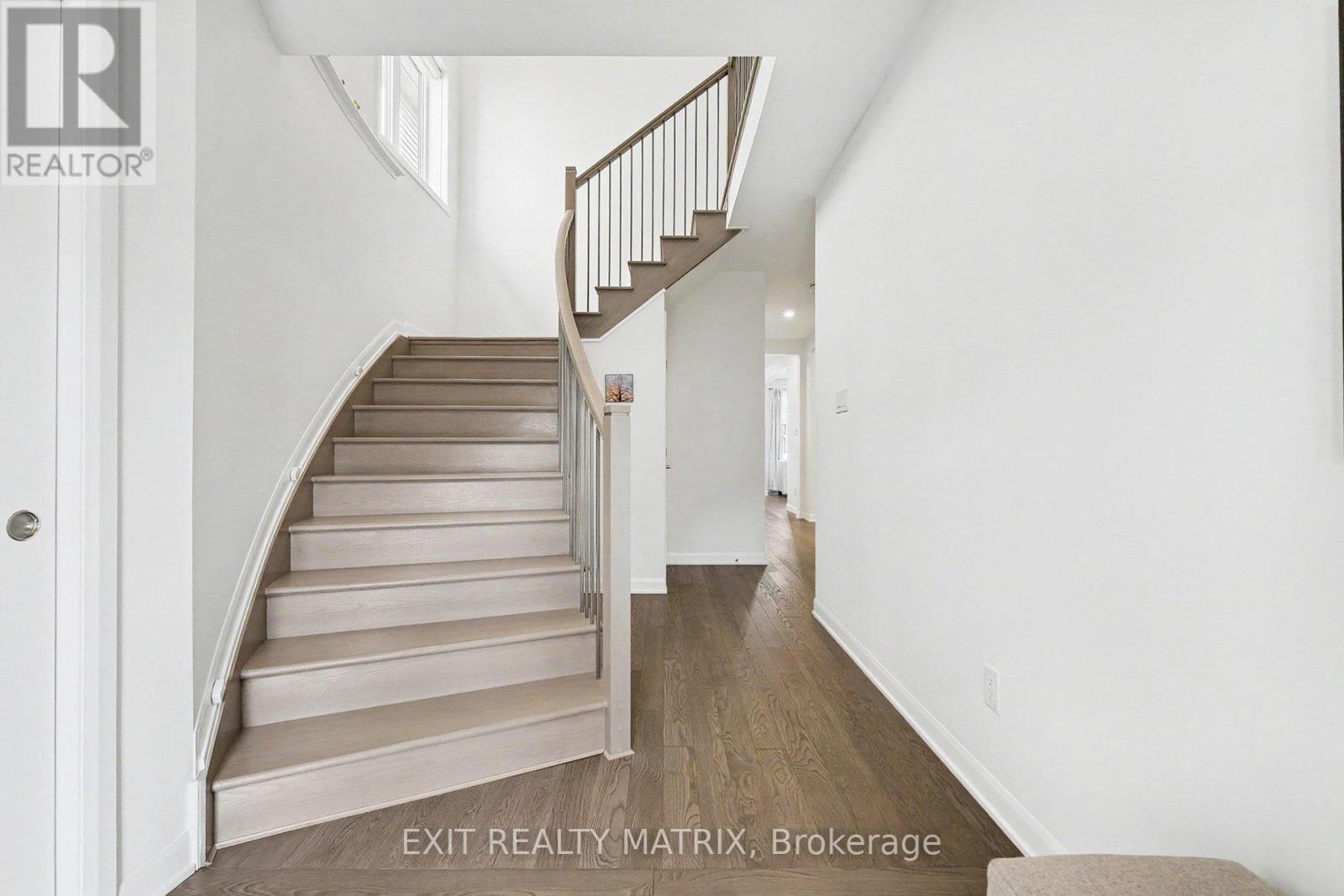 19 Fossa Terrace, Ottawa, Ontario  K2J 6W4 - Photo 3 - X13412122