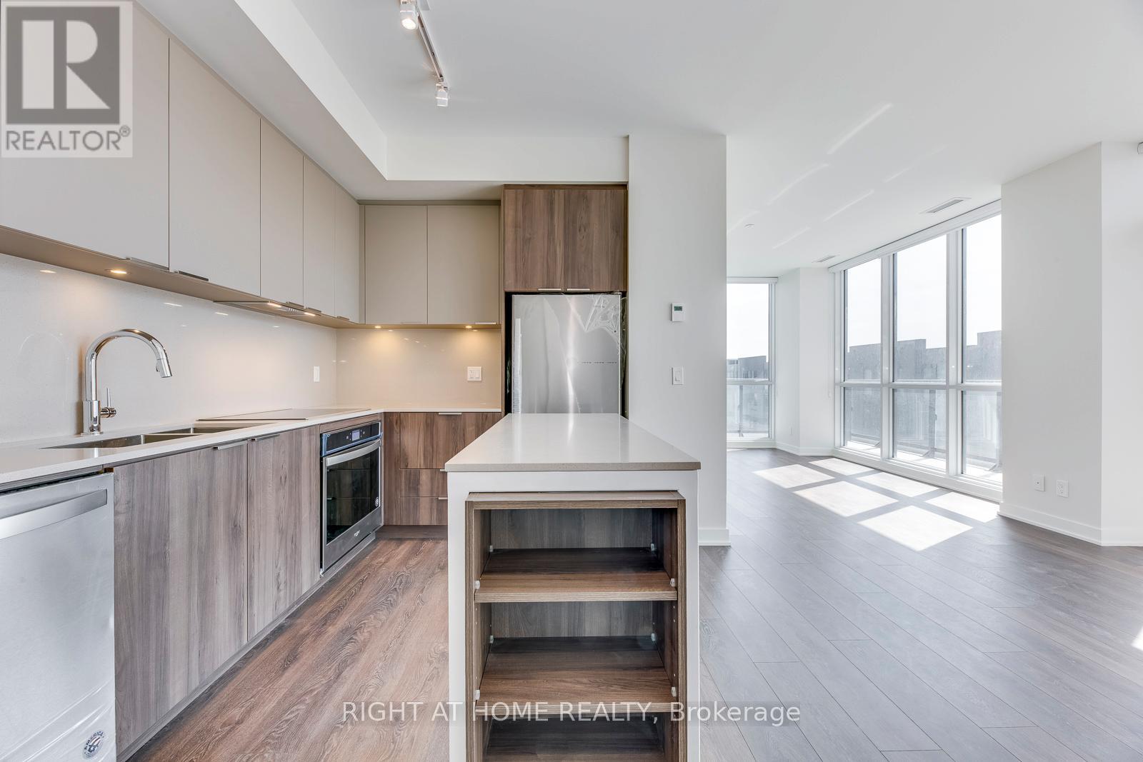 308 - 2 Sonic Way, Toronto, Ontario  M3C 0P2 - Photo 19 - C13412094