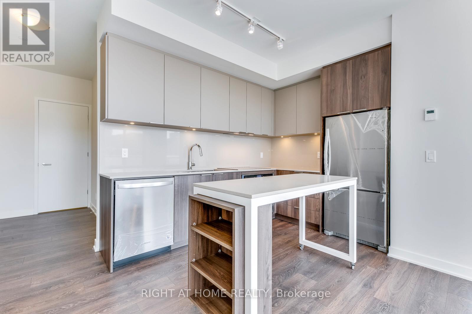 308 - 2 Sonic Way, Toronto, Ontario  M3C 0P2 - Photo 21 - C13412094