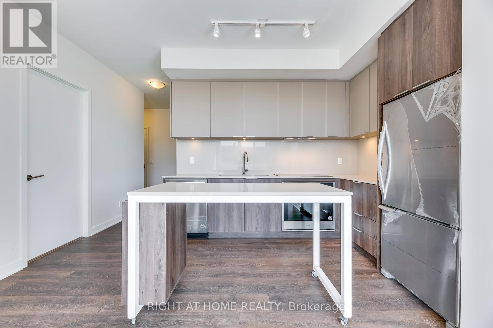308 - 2 Sonic Way, Toronto, Ontario  M3C 0P2 - Photo 22 - C13412094