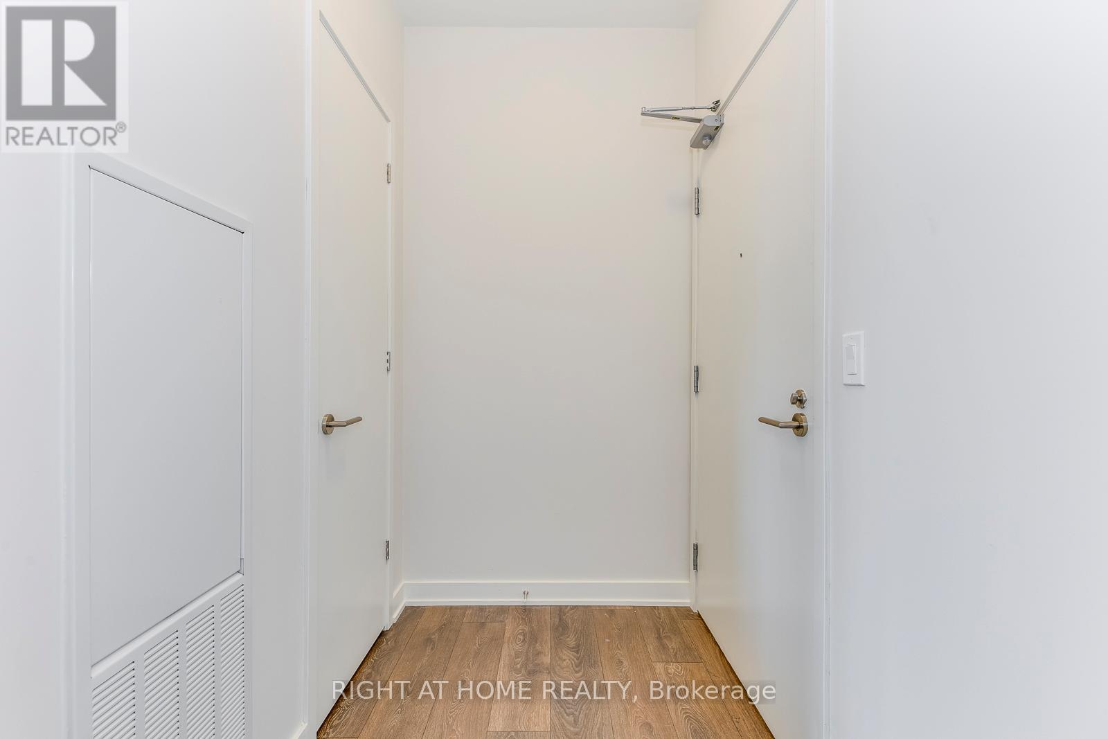 308 - 2 Sonic Way, Toronto, Ontario  M3C 0P2 - Photo 5 - C13412094