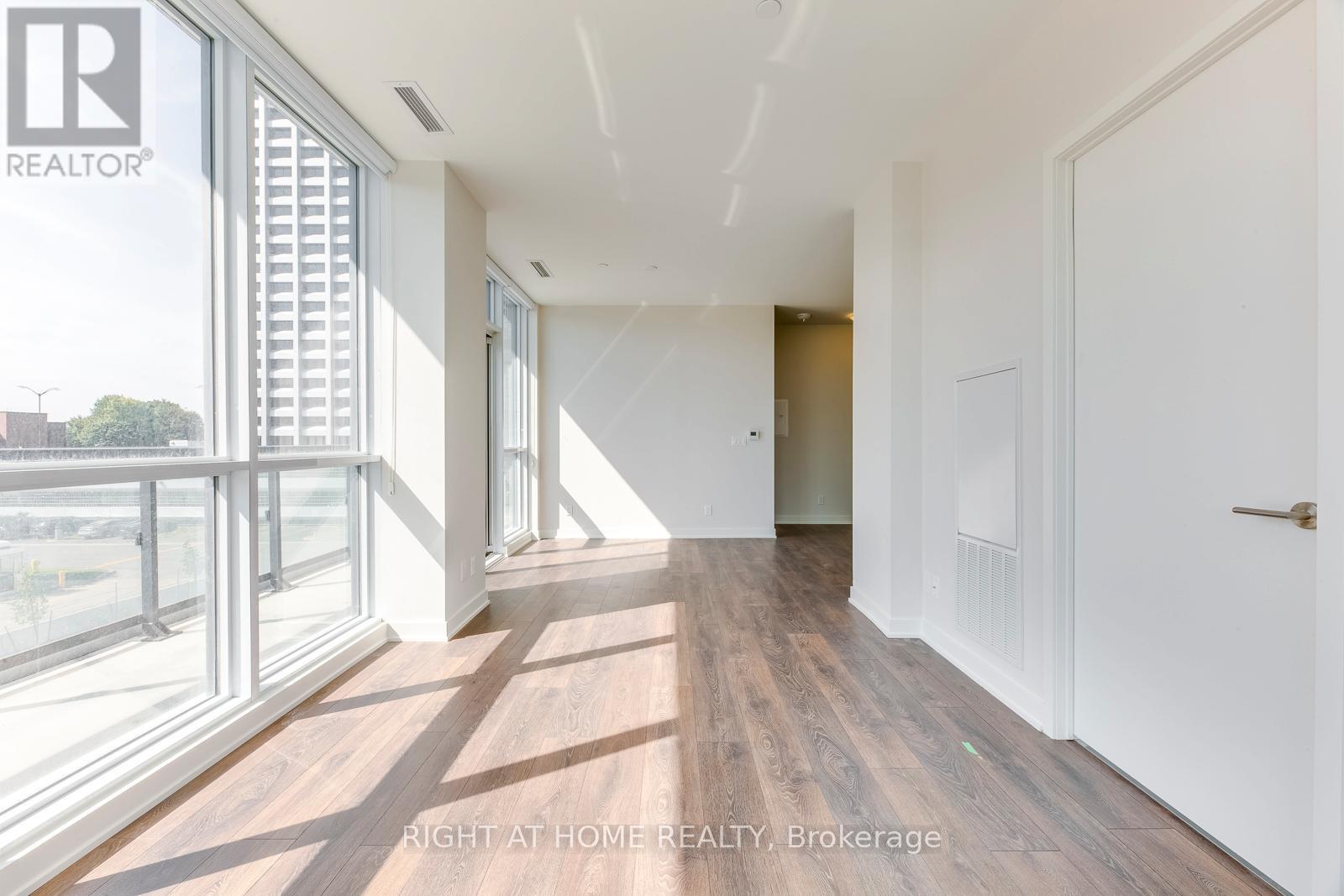 308 - 2 Sonic Way, Toronto, Ontario  M3C 0P2 - Photo 8 - C13412094