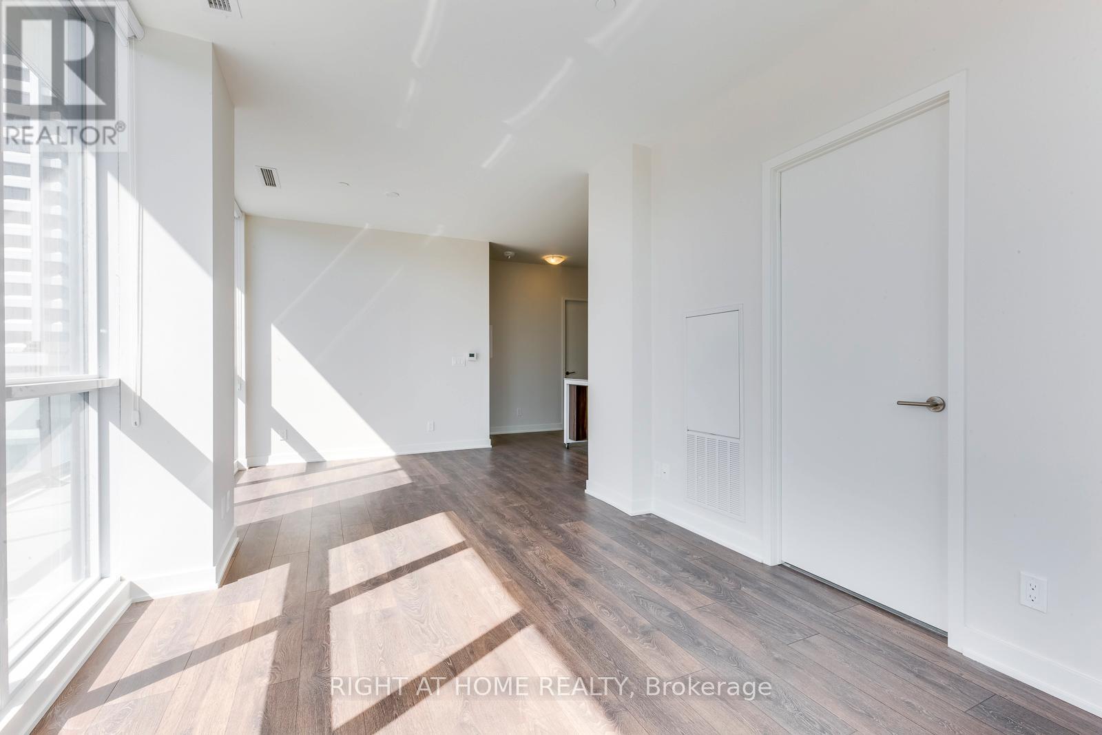 308 - 2 Sonic Way, Toronto, Ontario  M3C 0P2 - Photo 9 - C13412094