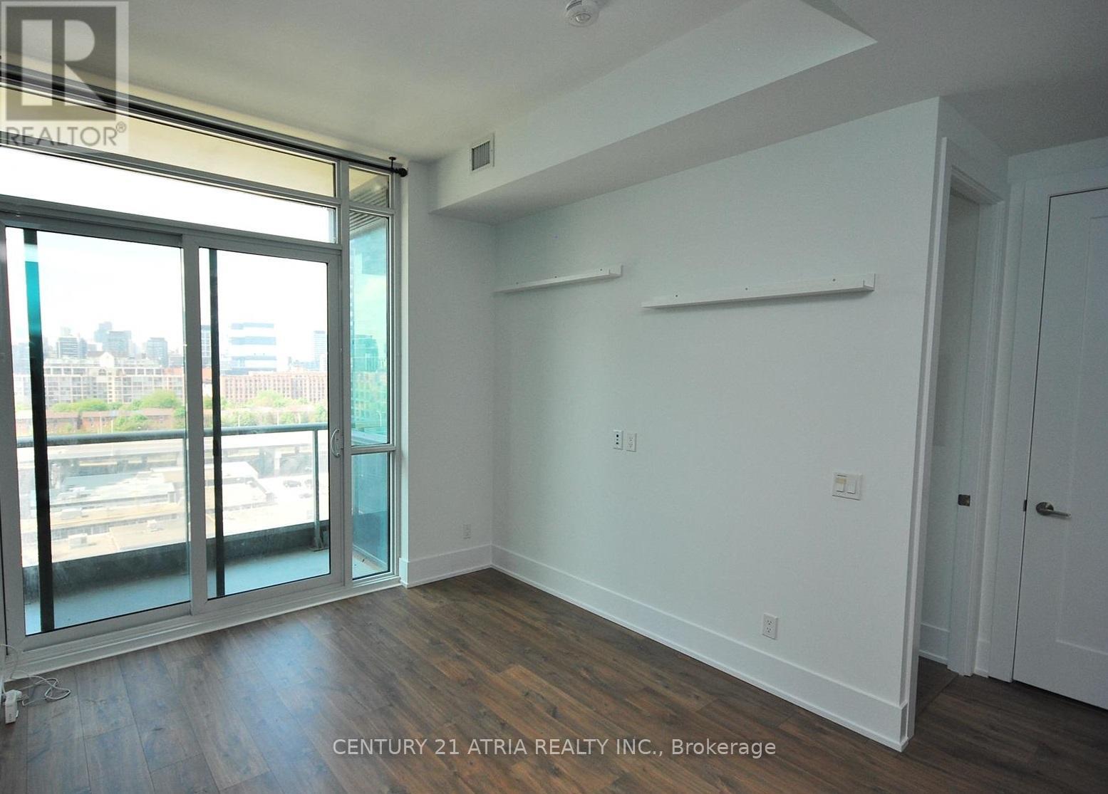 Gph24 - 1 Edgewater Drive, Toronto, Ontario  M5A 0L1 - Photo 5 - C13412102
