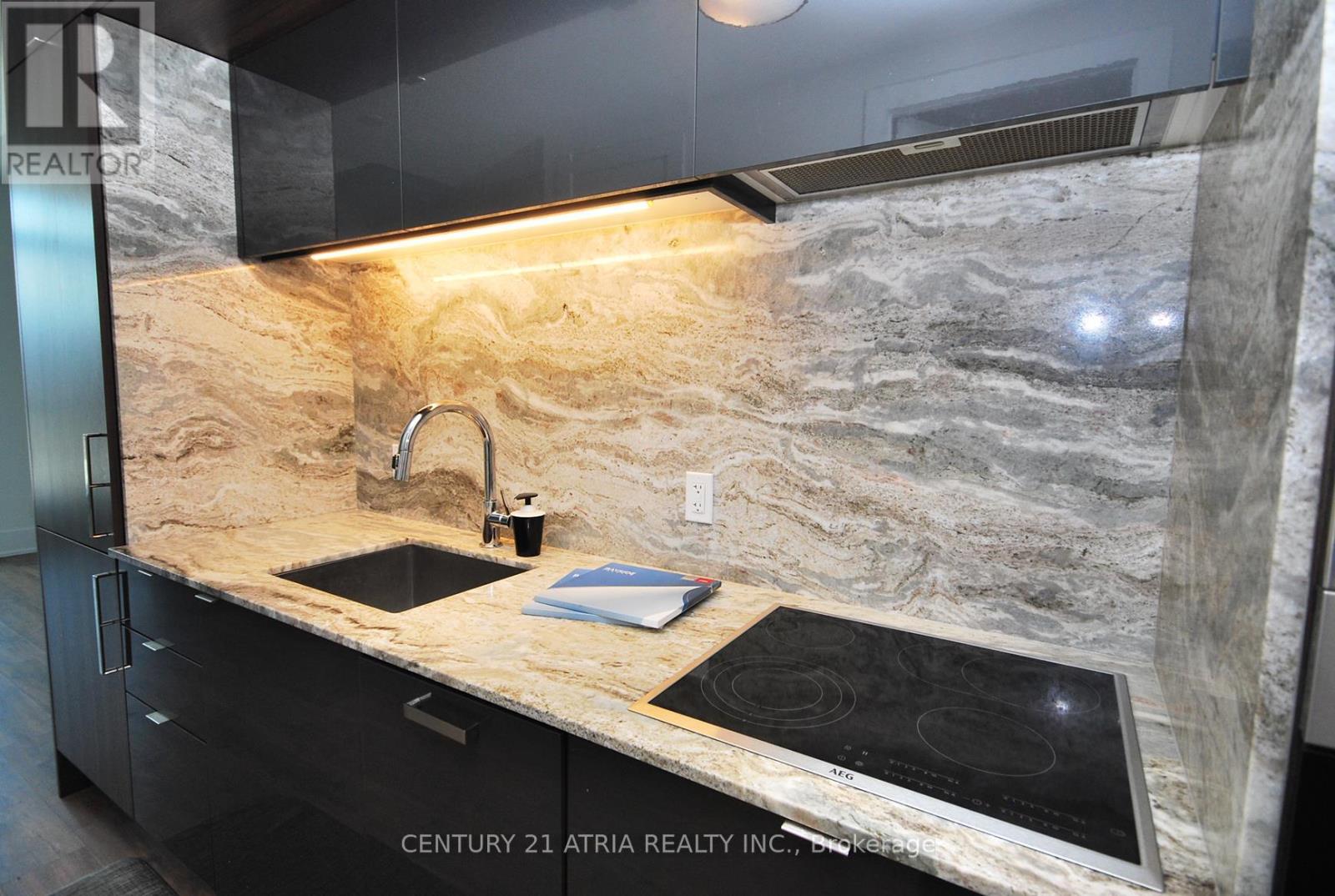 Gph24 - 1 Edgewater Drive, Toronto, Ontario  M5A 0L1 - Photo 8 - C13412102