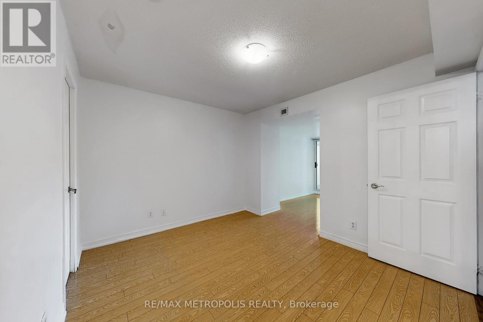 502 - 30 Grand Trunk Crescent, Toronto, Ontario  M5J 3A4 - Photo 15 - C13412118