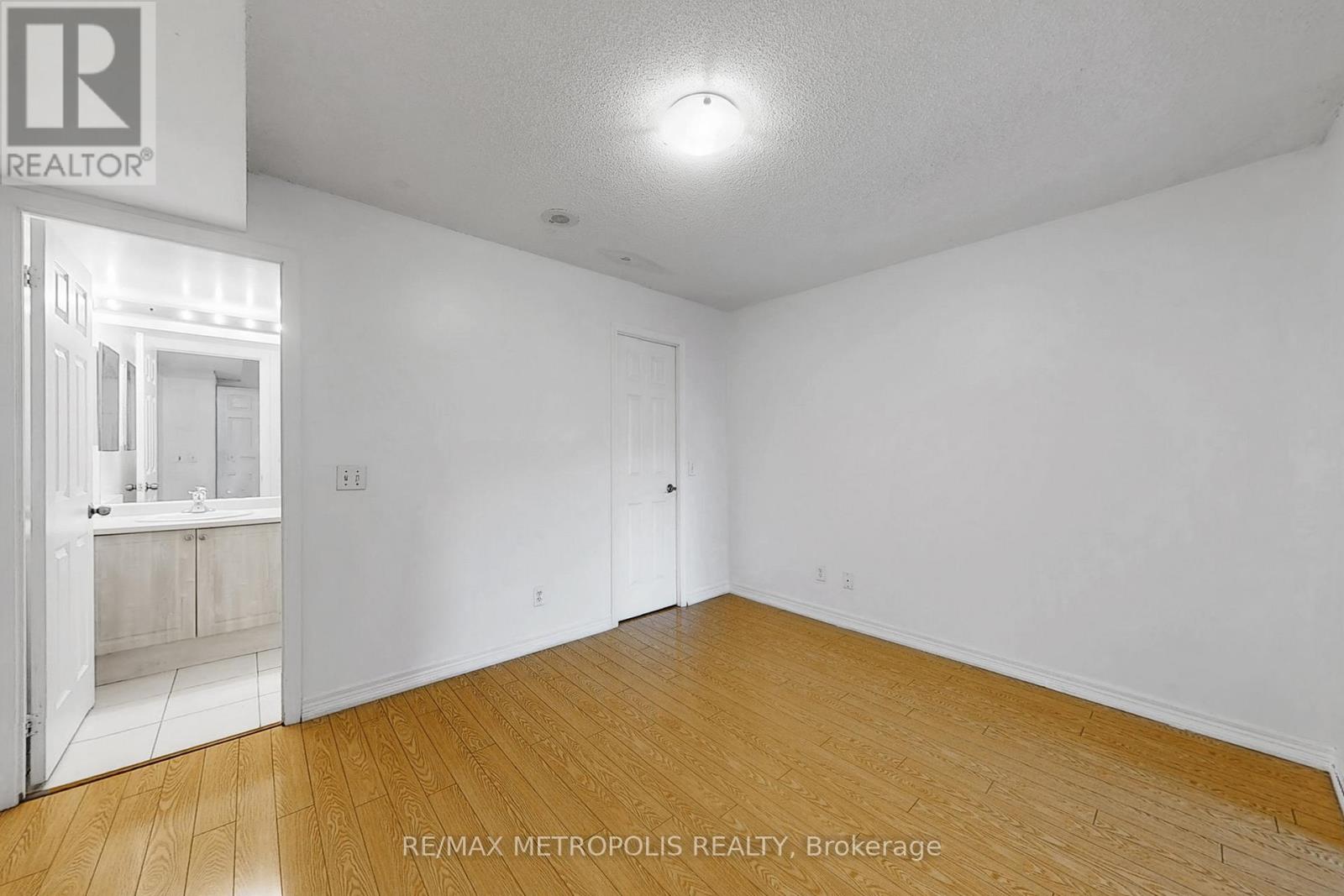 502 - 30 Grand Trunk Crescent, Toronto, Ontario  M5J 3A4 - Photo 17 - C13412118