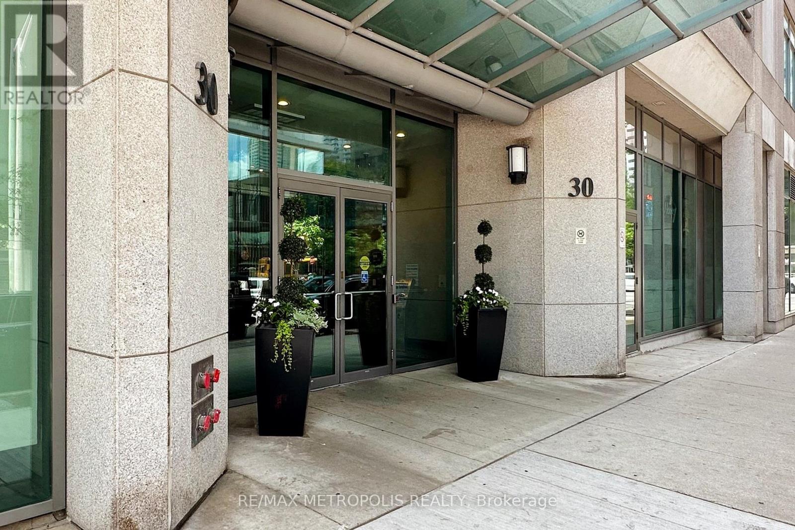 502 - 30 Grand Trunk Crescent, Toronto, Ontario  M5J 3A4 - Photo 3 - C13412118