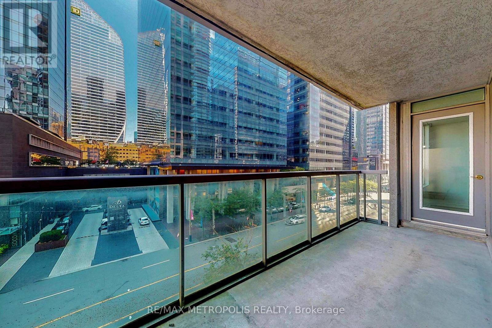 502 - 30 Grand Trunk Crescent, Toronto, Ontario  M5J 3A4 - Photo 30 - C13412118