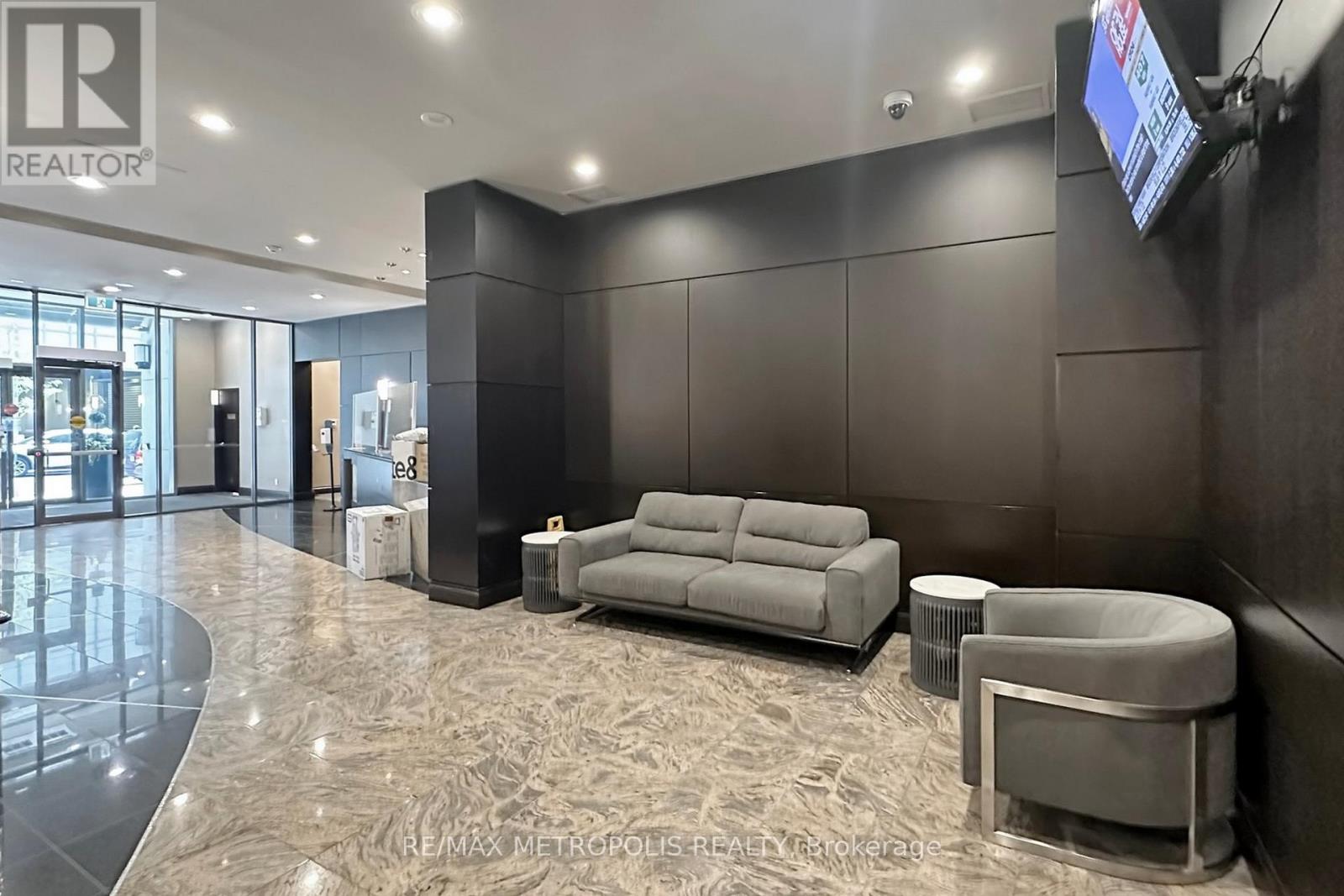 502 - 30 Grand Trunk Crescent, Toronto, Ontario  M5J 3A4 - Photo 4 - C13412118