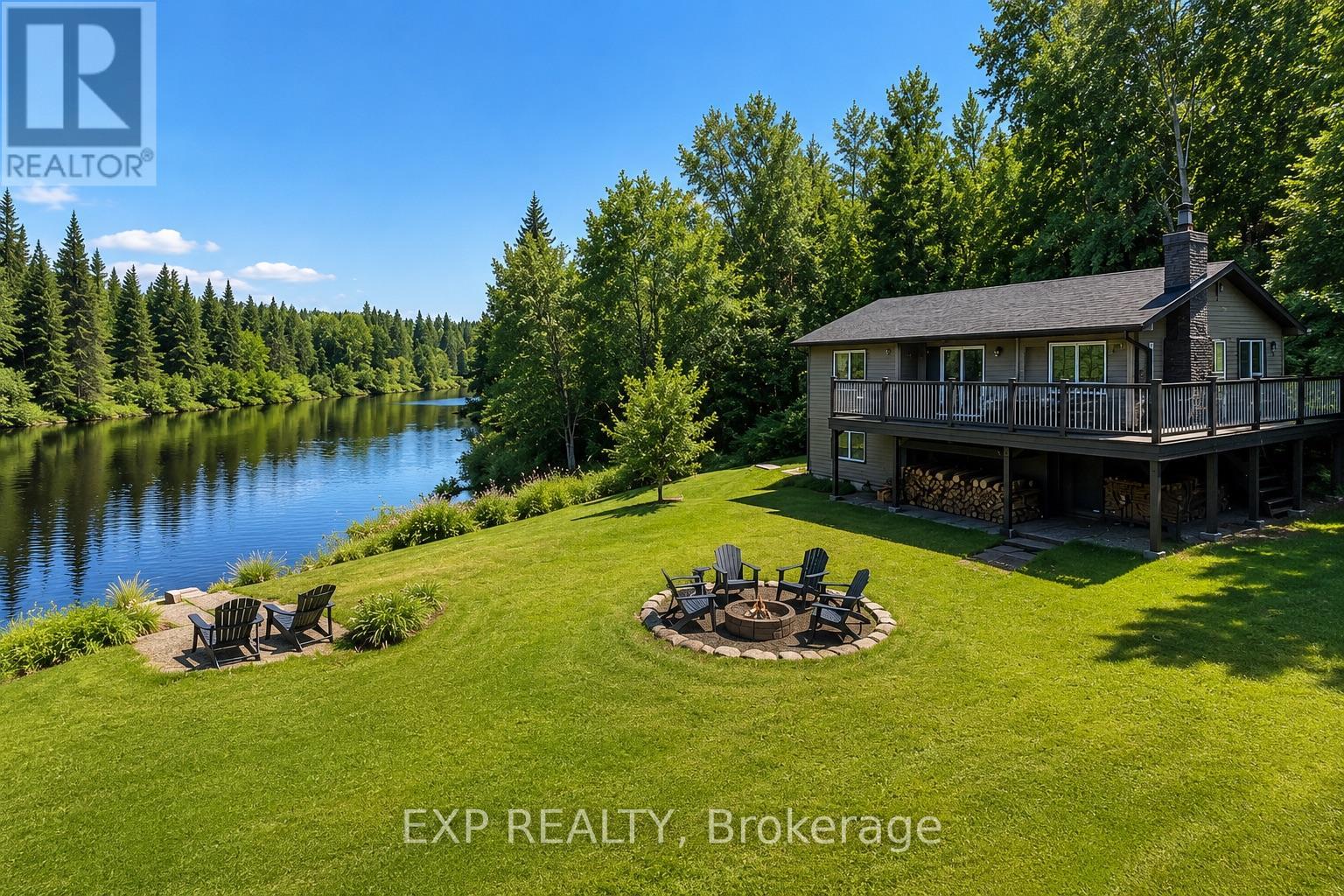 249 RIVER DRIVE, Burk's Falls, Ontario
