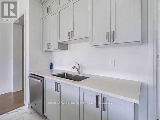 26 Hummingbird Grove, Adjala-Tosorontio, Ontario  L0G 1W0 - Photo 16 - N13412092