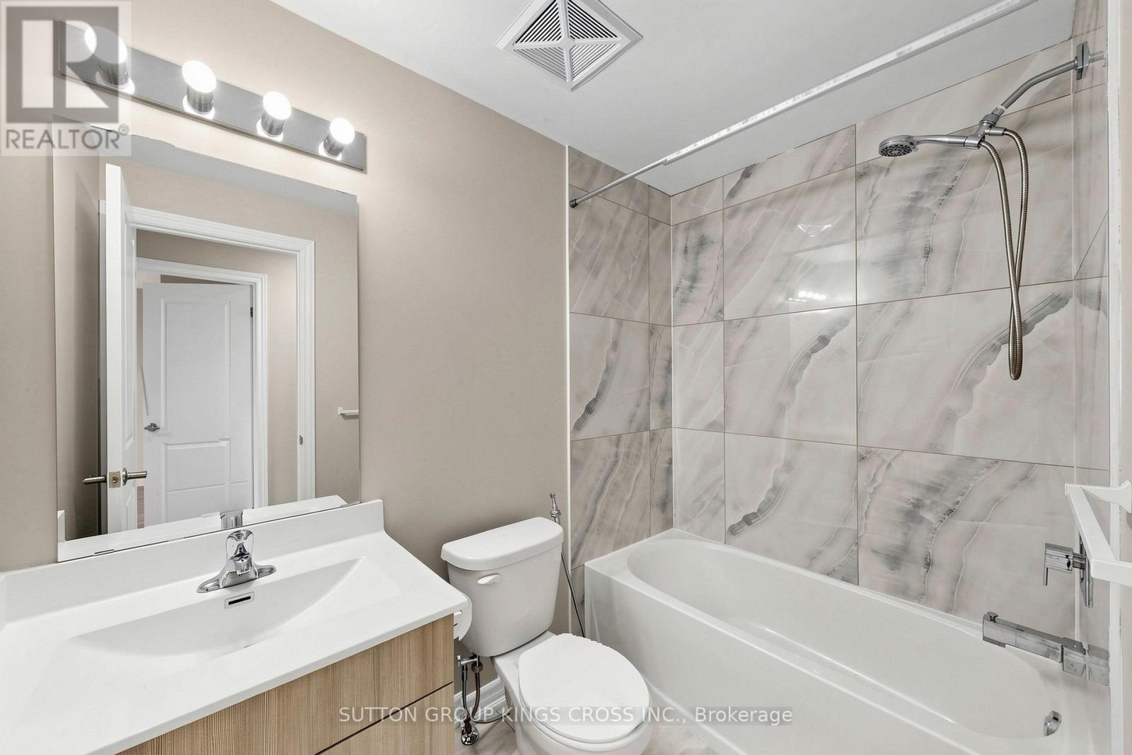 9 - 196 Pine Grove Road, Vaughan, Ontario  L4L 0H8 - Photo 16 - N13412132
