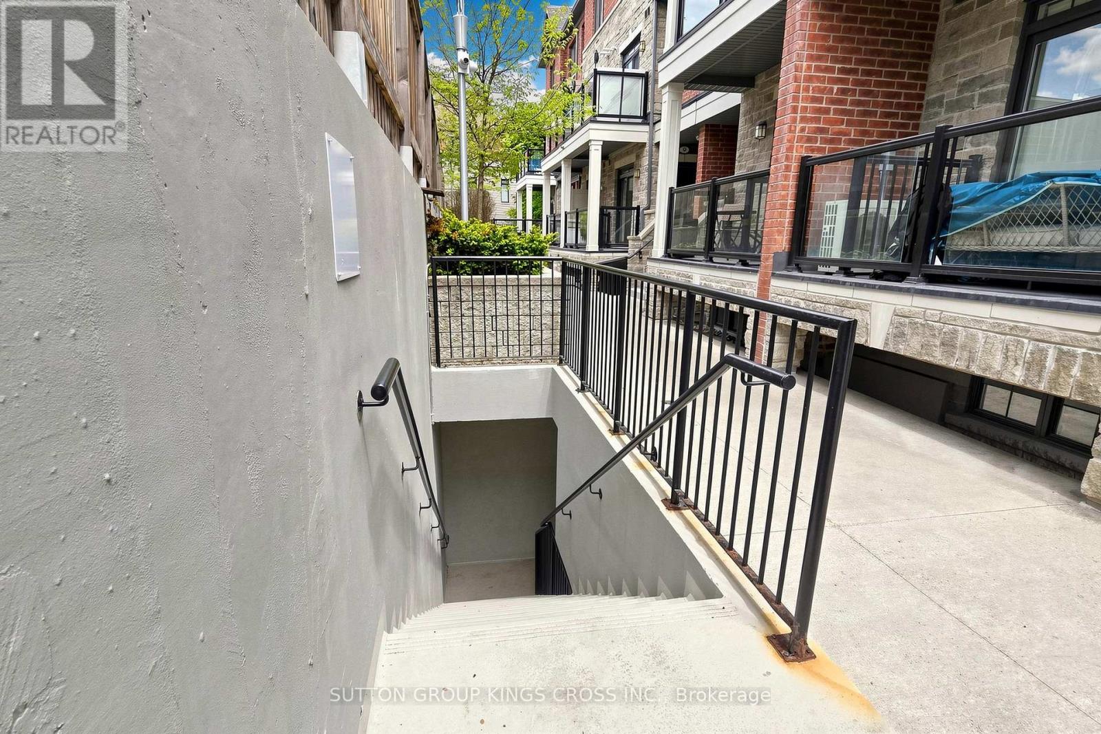9 - 196 Pine Grove Road, Vaughan, Ontario  L4L 0H8 - Photo 18 - N13412132