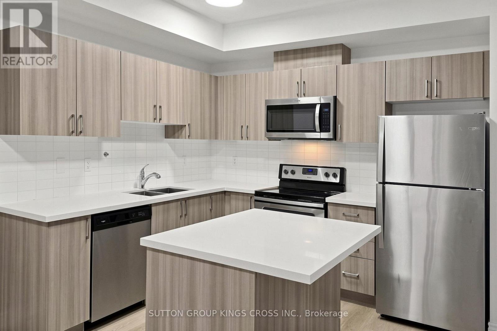 9 - 196 Pine Grove Road, Vaughan, Ontario  L4L 0H8 - Photo 6 - N13412132