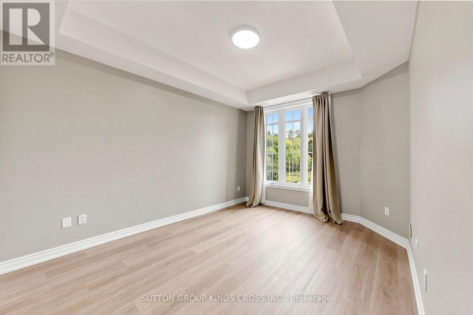 9 - 196 Pine Grove Road, Vaughan, Ontario  L4L 0H8 - Photo 9 - N13412132