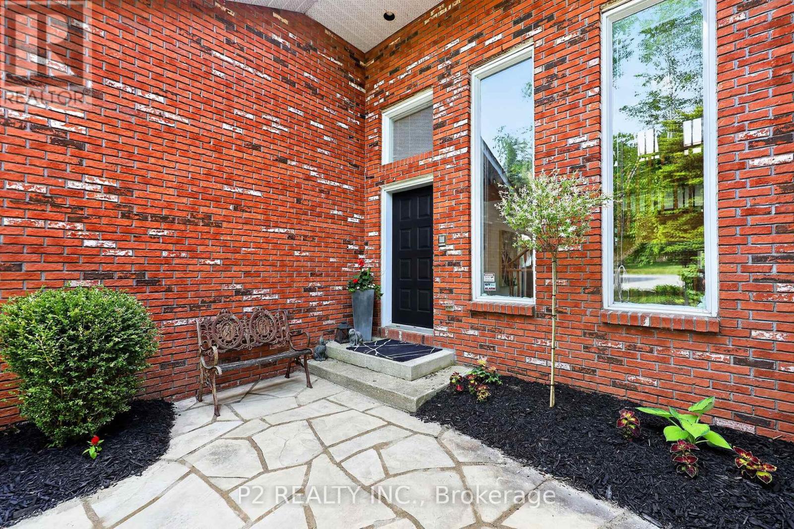 35 Jodies Lane, Springwater, Ontario  L0L 1X1 - Photo 5 - S13412106