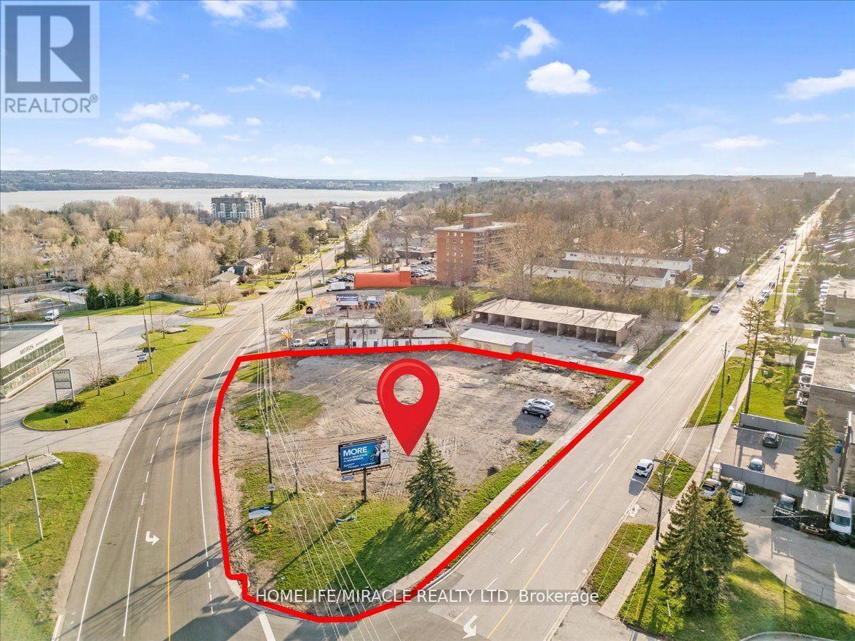 444 Blake Street, Barrie, Ontario L4M 1L3 - Photo 12 - S13412126