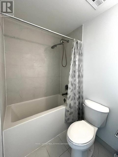 560 - 1005 Dundas Street E, Oakville, Ontario  L6H 8C7 - Photo 12 - W13412120