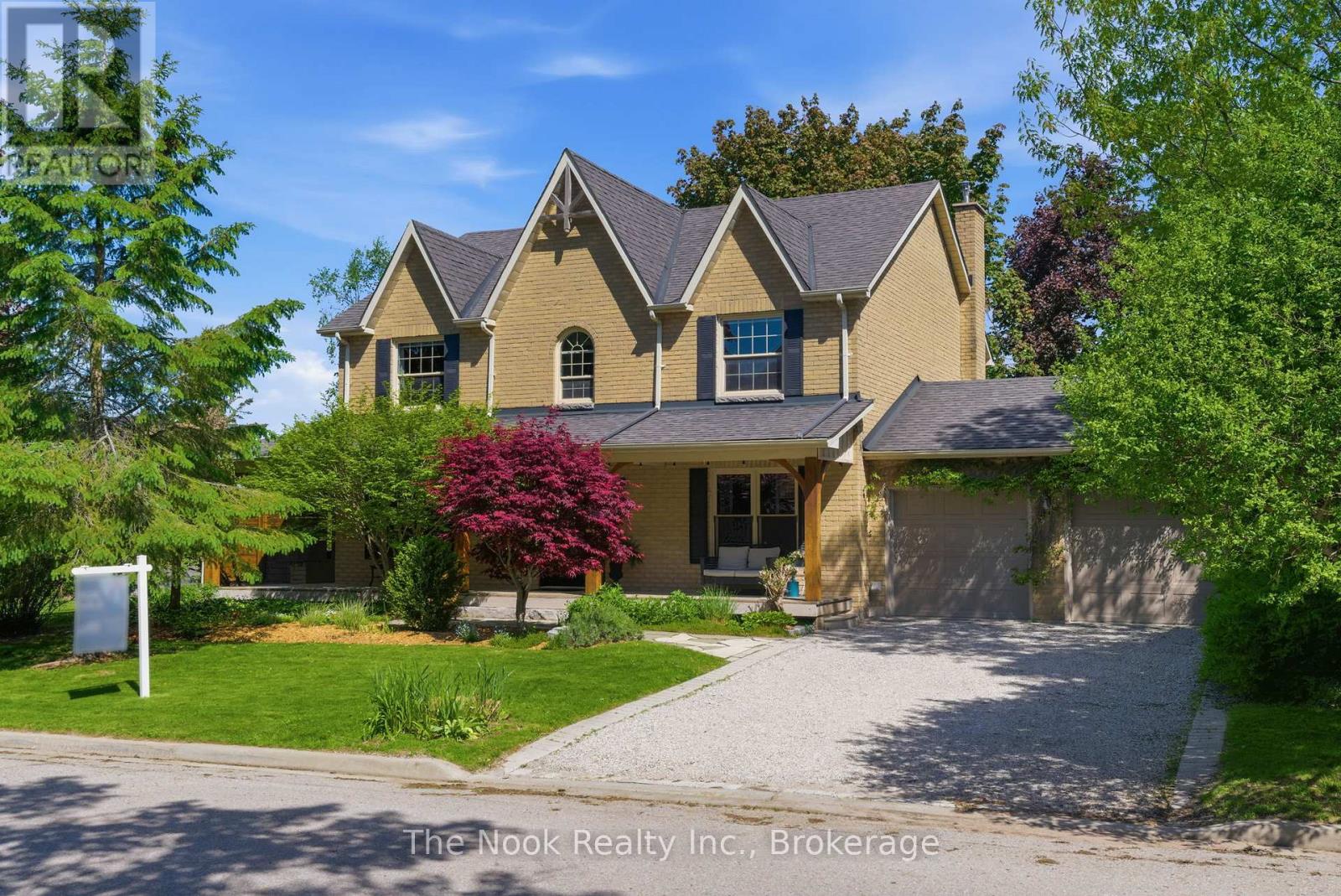 43 CARMODY LANE, Uxbridge, Ontario