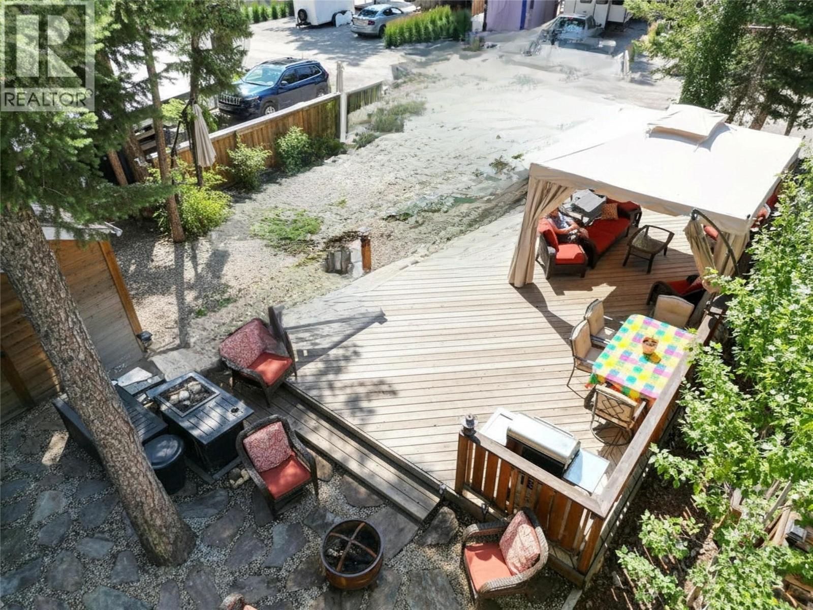 4868 Riverview Drive Unit# 55, Edgewater, British Columbia  V0A 1E0 - Photo 2 - 10376471
