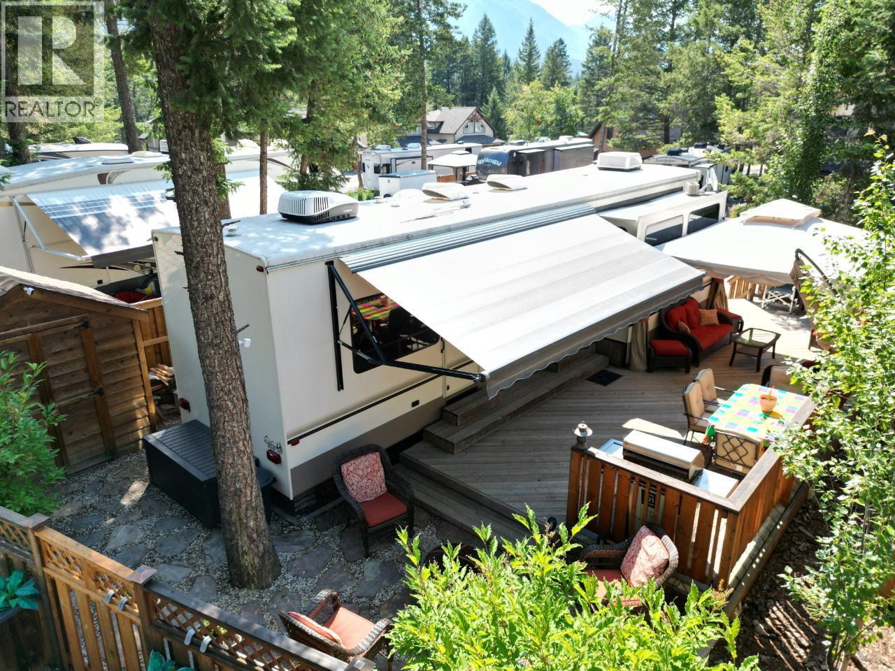4868 Riverview Drive Unit# 55, Edgewater, British Columbia  V0A 1E0 - Photo 8 - 10376471