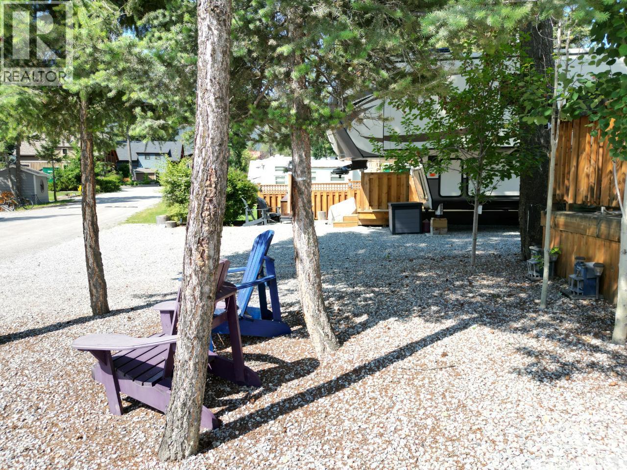 4868 Riverview Drive Unit# 55, Edgewater, British Columbia  V0A 1E0 - Photo 4 - 10376471