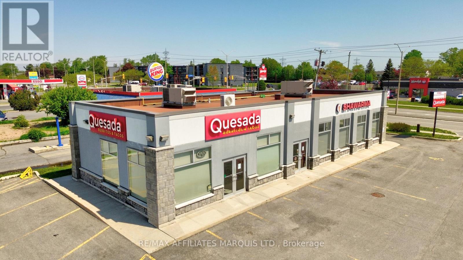 1315 Brookdale Avenue, Cornwall, Ontario K6J 4P9 - Photo 2 - X13412152