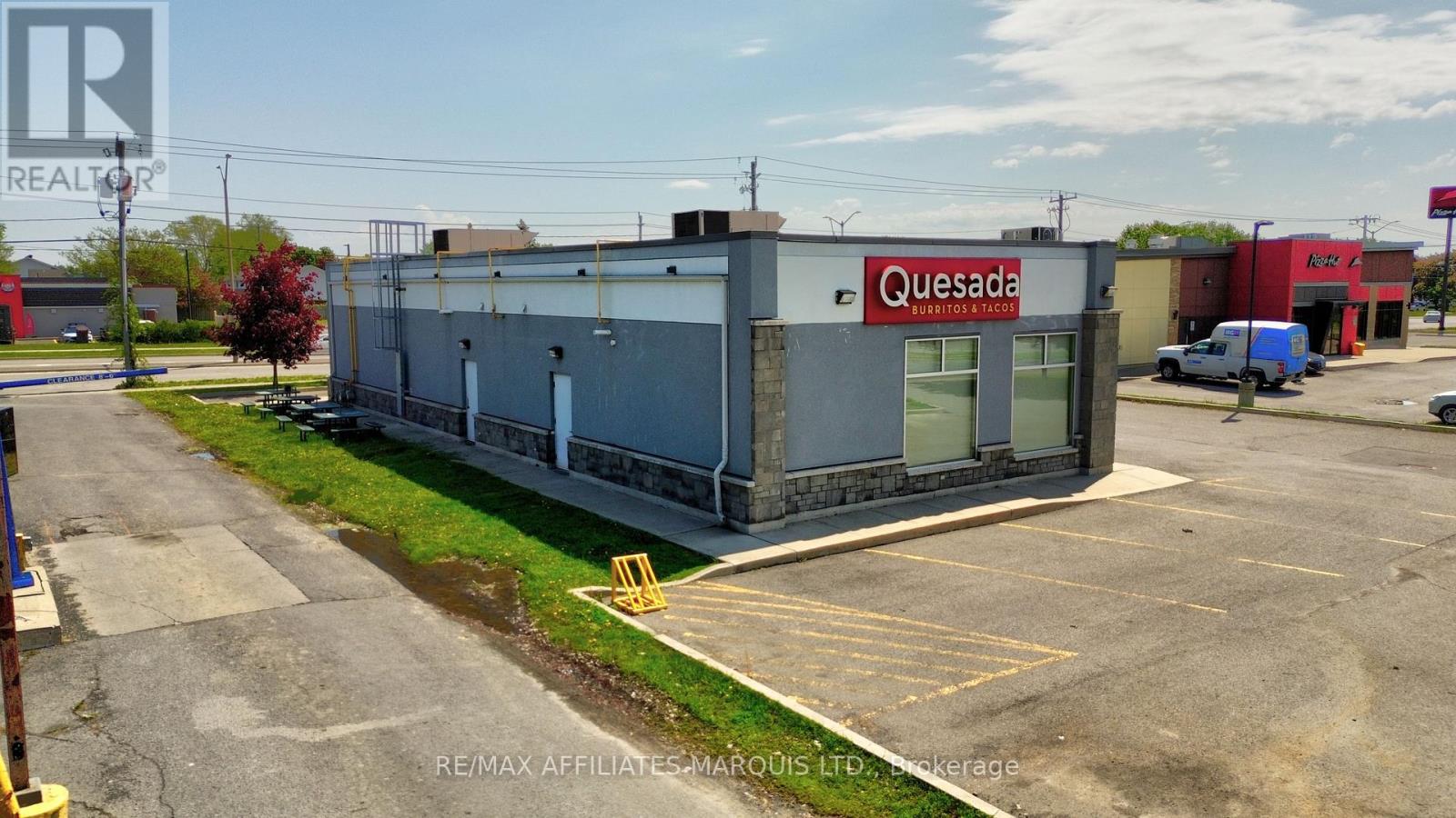 1315 Brookdale Avenue, Cornwall, Ontario K6J 4P9 - Photo 5 - X13412152