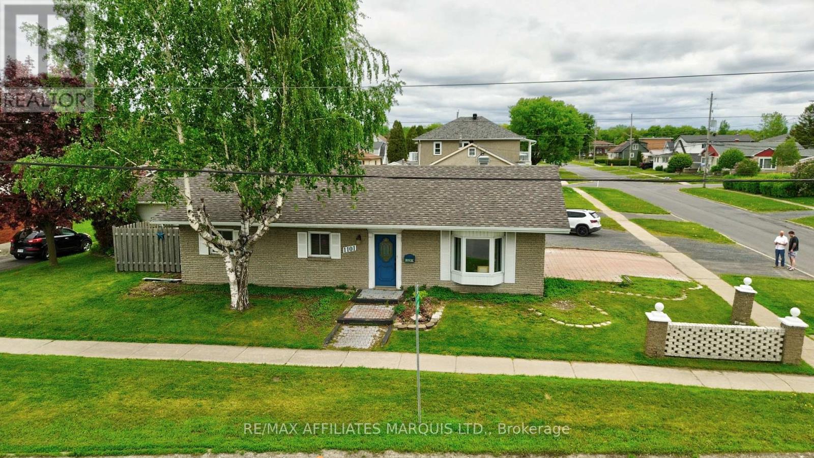 1101 Mcconnell Avenue, Cornwall, Ontario K6H 4N2 - Photo 3 - X13412156