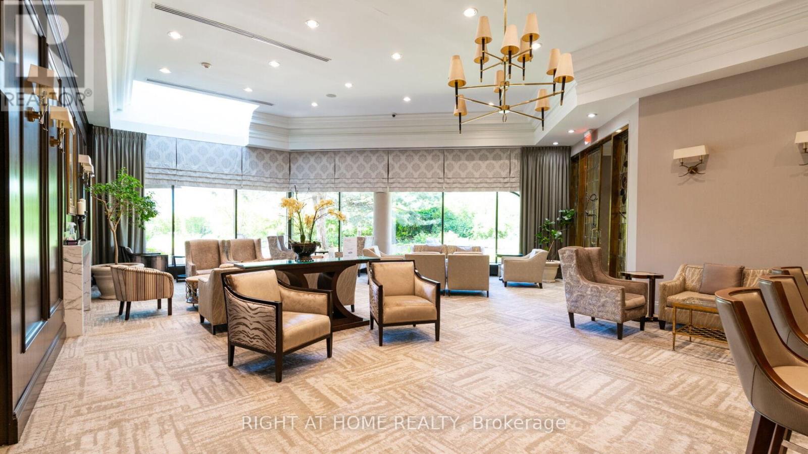 1304 - 65 Harbour Square, Toronto, Ontario  M5J 2L4 - Photo 30 - C13412160