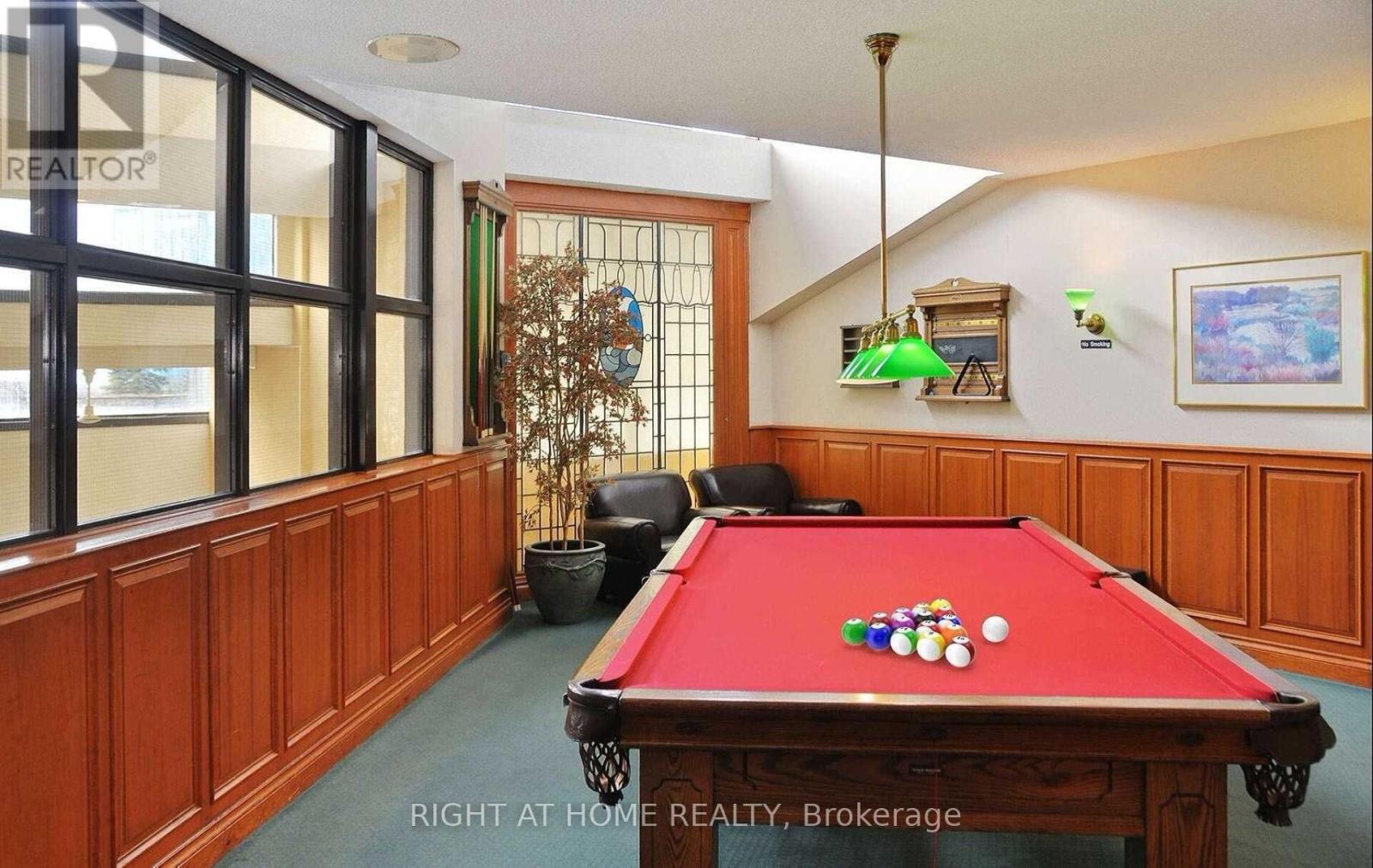 1304 - 65 Harbour Square, Toronto, Ontario  M5J 2L4 - Photo 31 - C13412160
