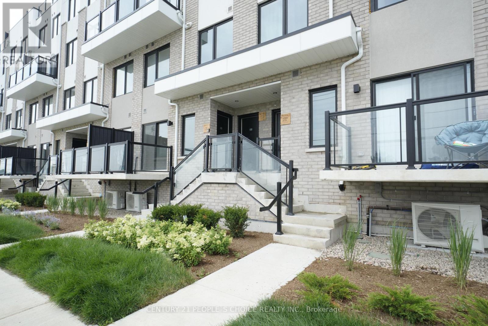 302 - 1695 Dersan Street, Pickering, Ontario  L1X 0S9 - Photo 3 - E13412166