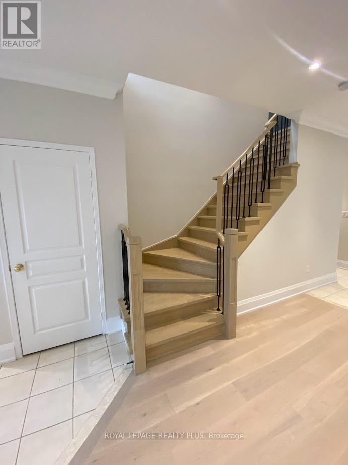 1812 Castlemore Avenue, Markham, Ontario  L6E 2E5 - Photo 2 - N13412170