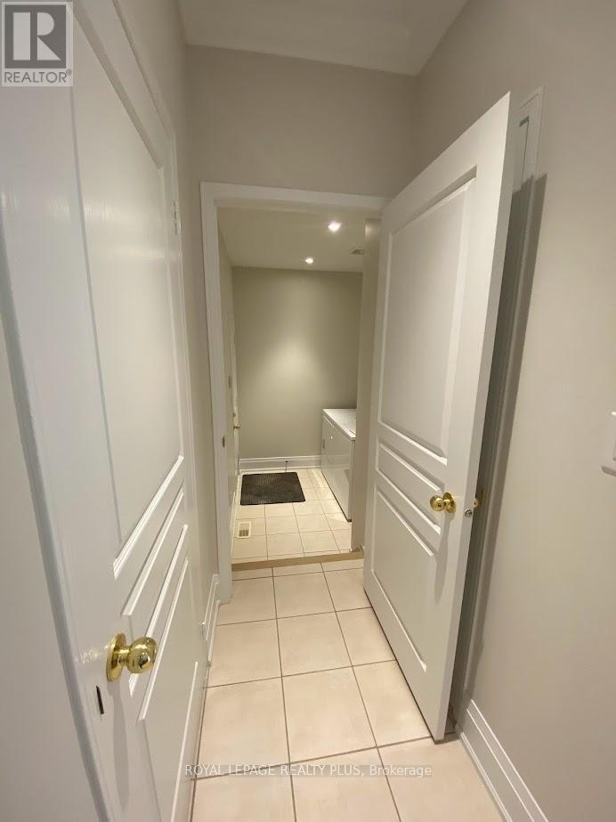 1812 Castlemore Avenue, Markham, Ontario  L6E 2E5 - Photo 20 - N13412170
