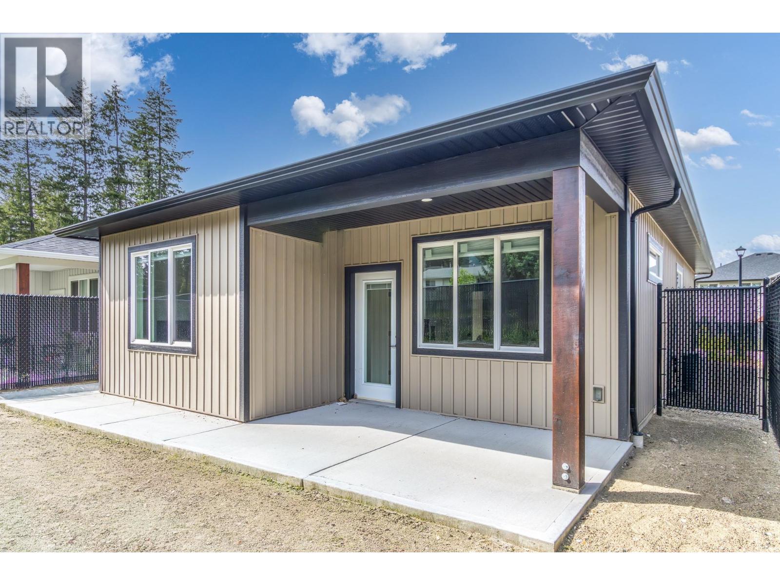 2374 6 Avenue Se, Salmon Arm, British Columbia  V1E 0H1 - Photo 18 - 10375931
