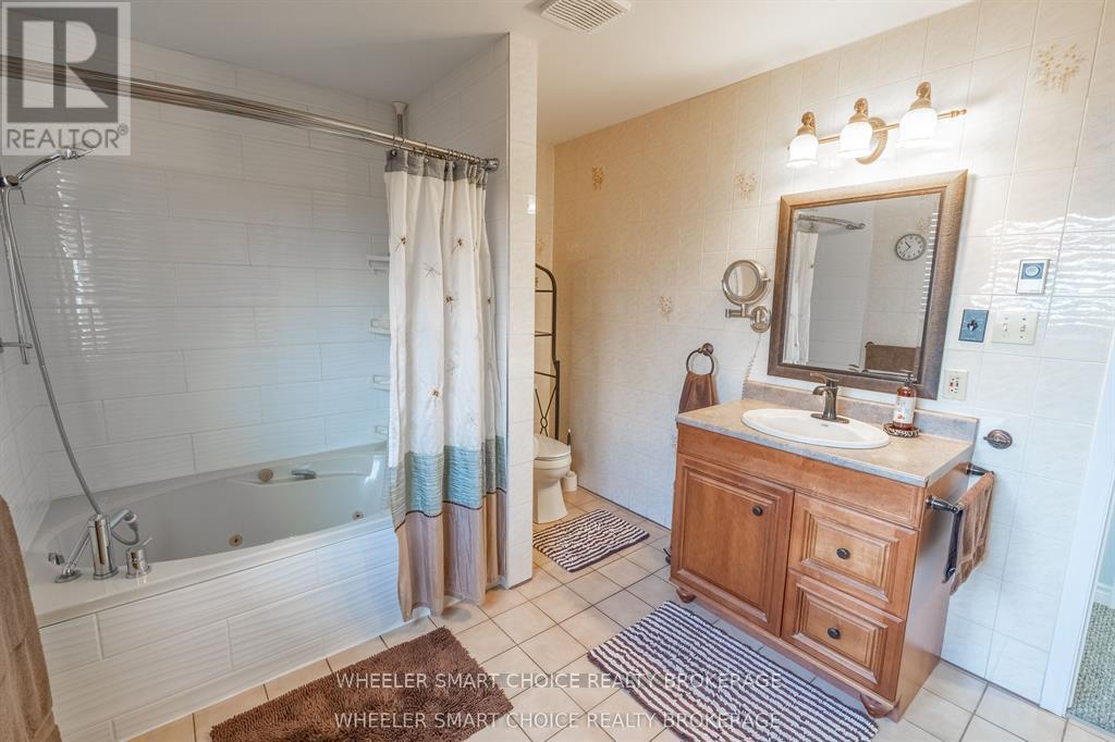 17407 County Rd 18 Road, South Stormont, Ontario  K0C 2A0 - Photo 19 - X13412216
