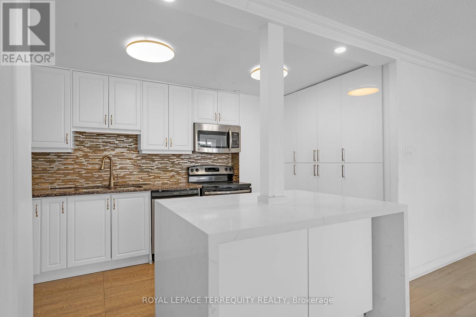 804 - 50 Inverlochy Boulevard, Markham, Ontario  L3T 4T6 - Photo 12 - N13249802