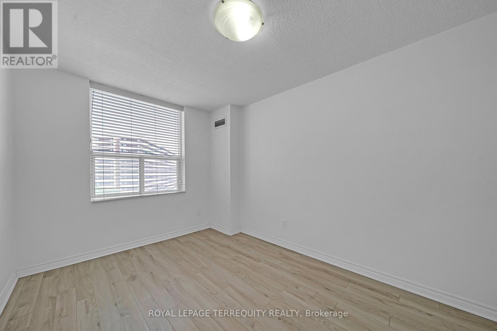 804 - 50 Inverlochy Boulevard, Markham, Ontario  L3T 4T6 - Photo 23 - N13249802