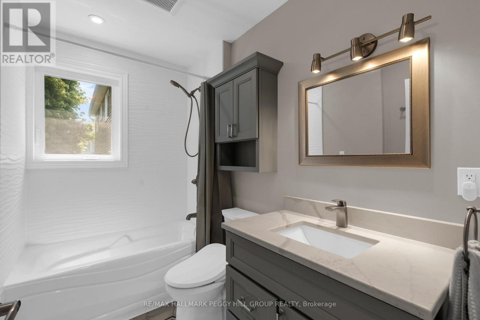 49 Noam Drive, Barrie, Ontario  L4N 4N4 - Photo 15 - S13254848
