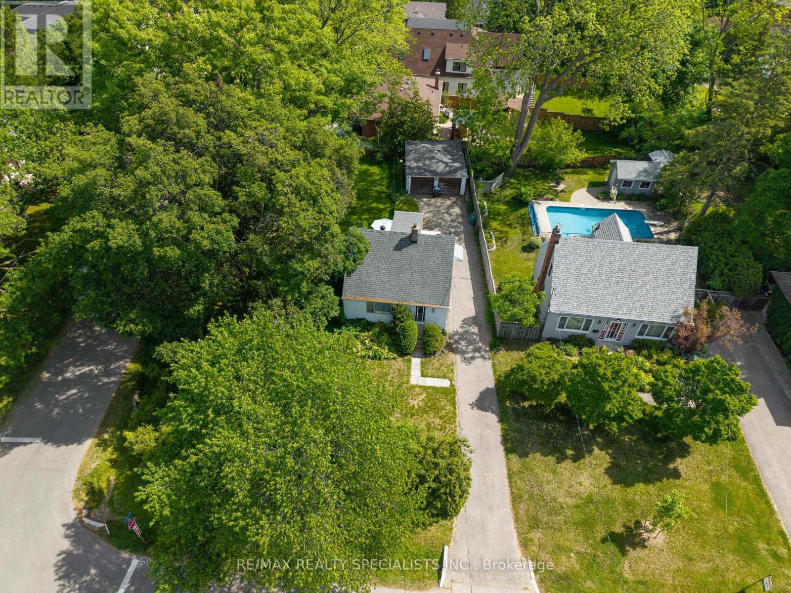1481 Garnet Avenue, Mississauga, Ontario  L5G 4C5 - Photo 14 - W13247058