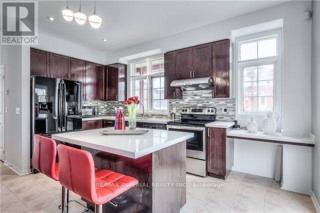 232 Madison Heights Boulevard, Markham, Ontario  L6C 2L4 - Photo 7 - N13412184