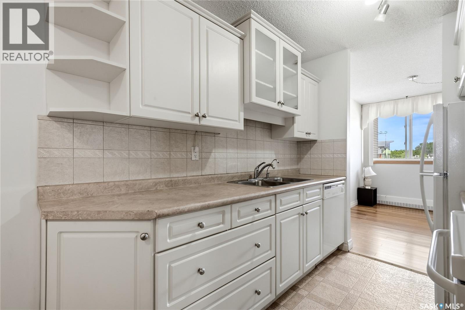 201 4545 Rae Street, Regina, Saskatchewan  S4S 3B2 - Photo 9 - SK038465