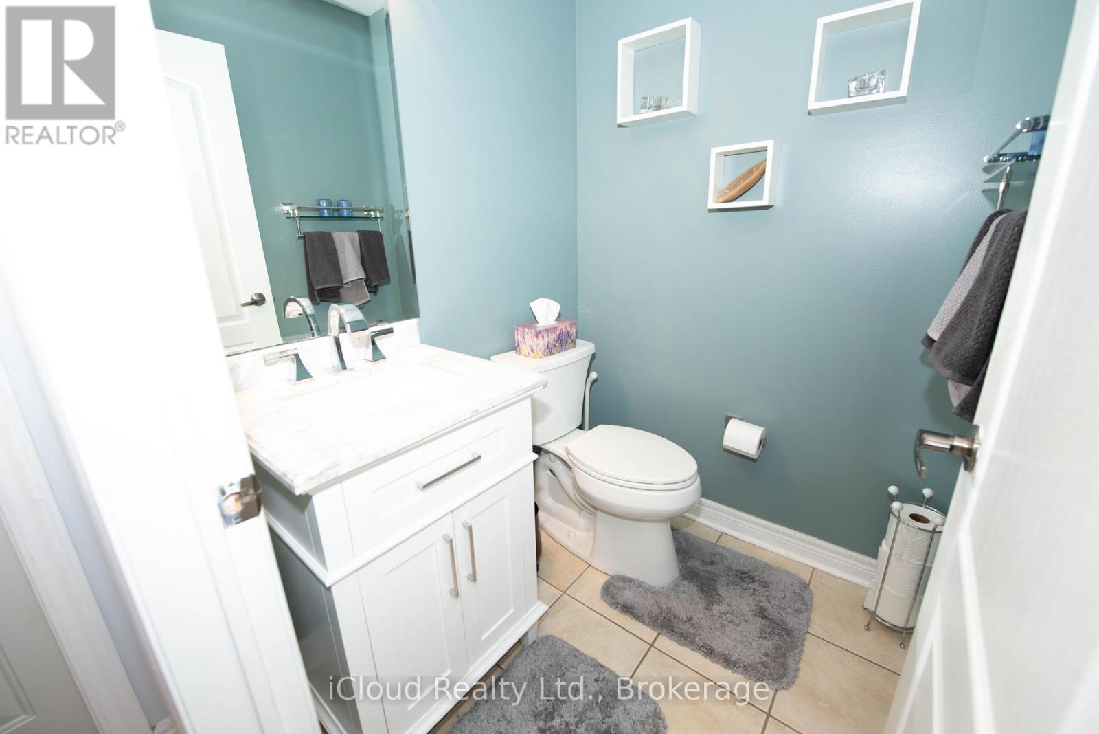 19 Fountainview Way, Brampton, Ontario  L6S 6K4 - Photo 12 - W13412190