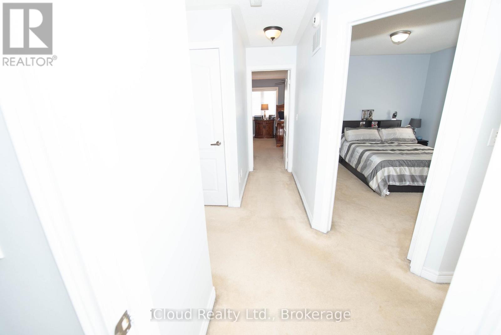 19 Fountainview Way, Brampton, Ontario  L6S 6K4 - Photo 19 - W13412190