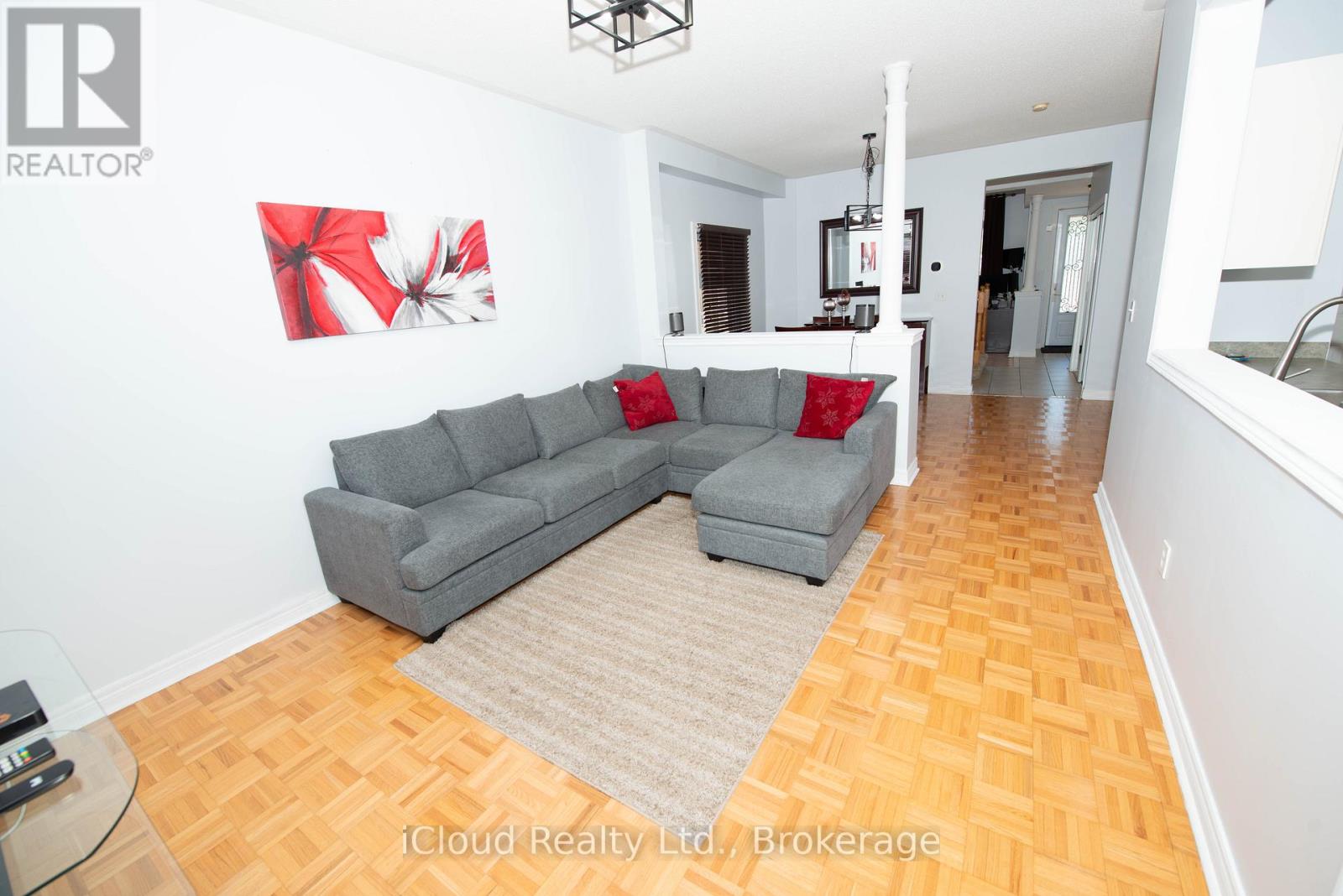 19 Fountainview Way, Brampton, Ontario  L6S 6K4 - Photo 9 - W13412190
