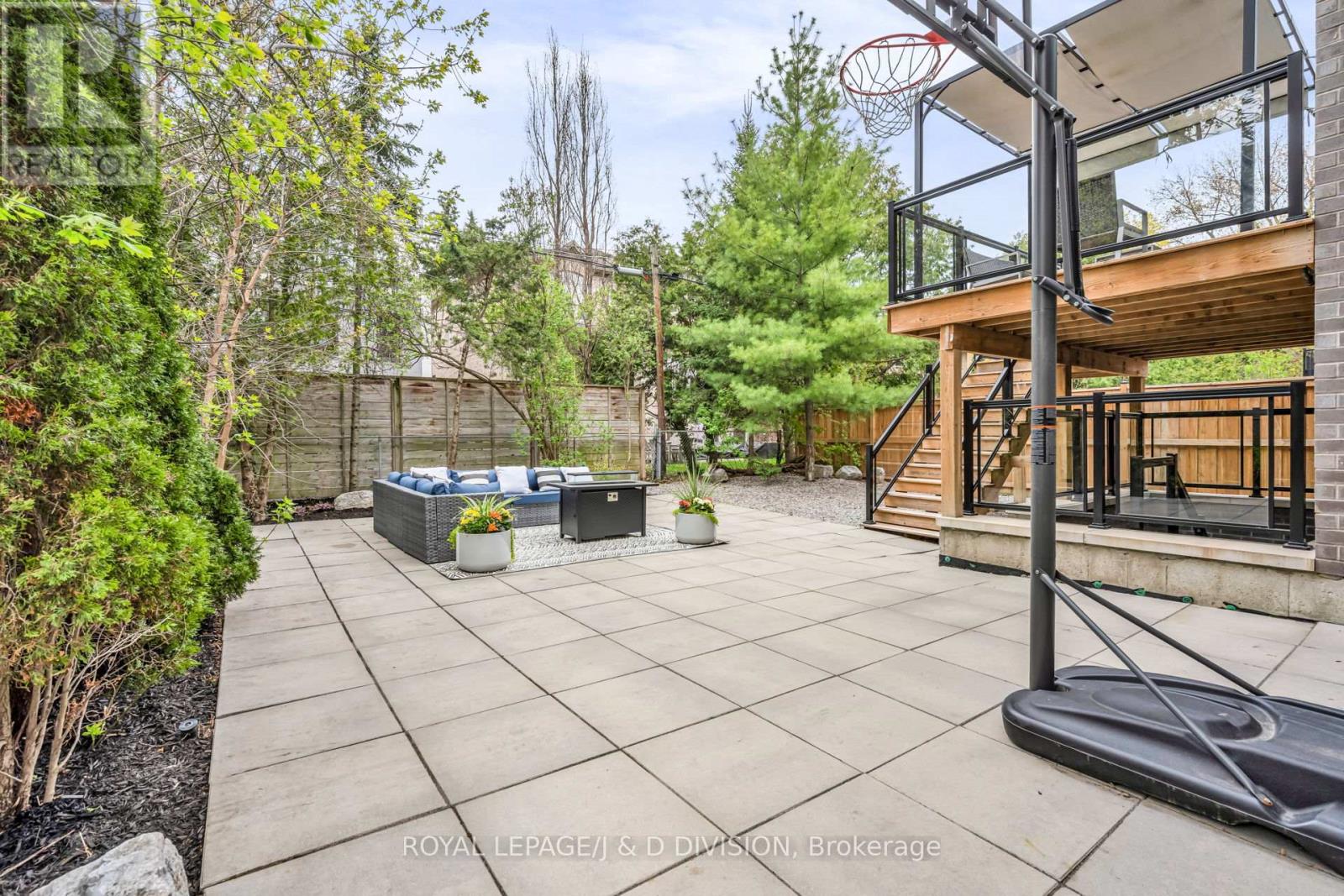 414 Glengarry Avenue, Toronto, Ontario  M5M 1E8 - Photo 45 - C13088230